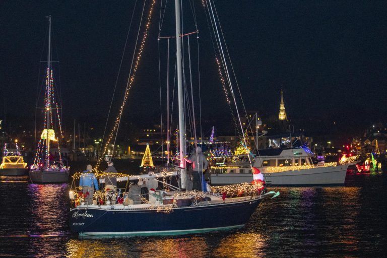 shoreline Christmas holiday boat parade 2024